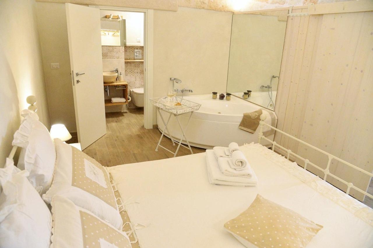 Suite Vitti 5 - Puglia Mia Apartments Monopoli Extérieur photo